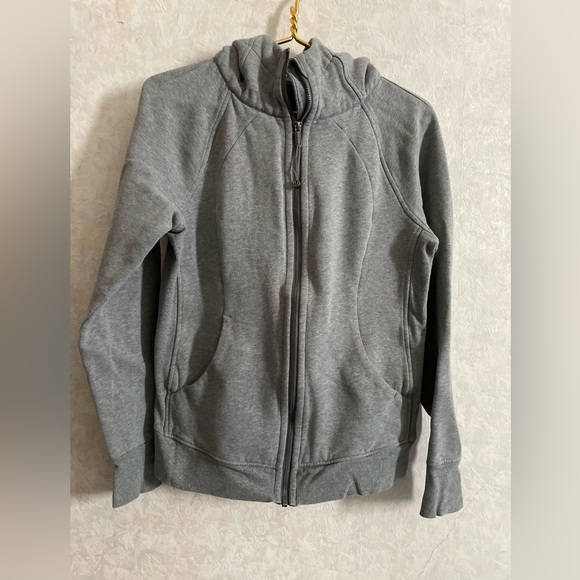 lululemon athletica Jackets & Blazers - Lululemon women's size 10 gray jacket